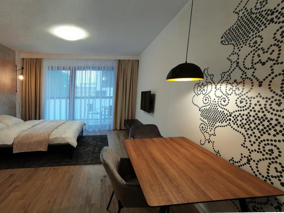 Come&Stay Apartments Wola Warsaw Exterior photo