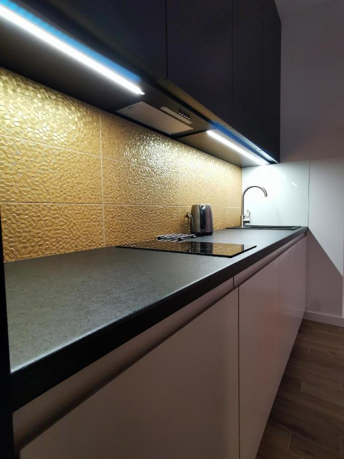 Come&Stay Apartments Wola Warsaw Exterior photo